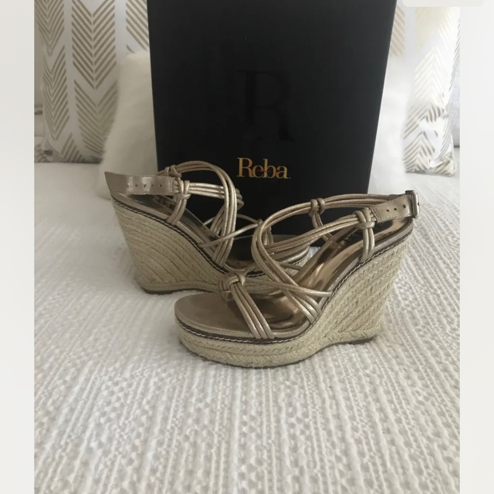 Reba gold platform sandal size 6